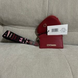 Steve Madden BARISA Pouch with Wristlet - Chevy Red